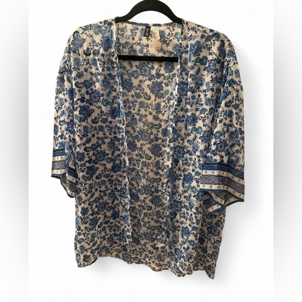 H&M Blue Floral Pattern Top